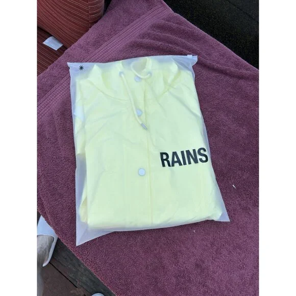 Rains Women's Rain Jacket, color Straw Yellow, Waterproof, Size Medium, NWT - Picture 11 of 11